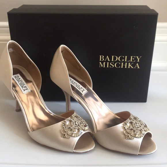 Badgley Mischka Salsa Gold Leather D/'orsay Bridal Evening High Heel Pumps 7 9